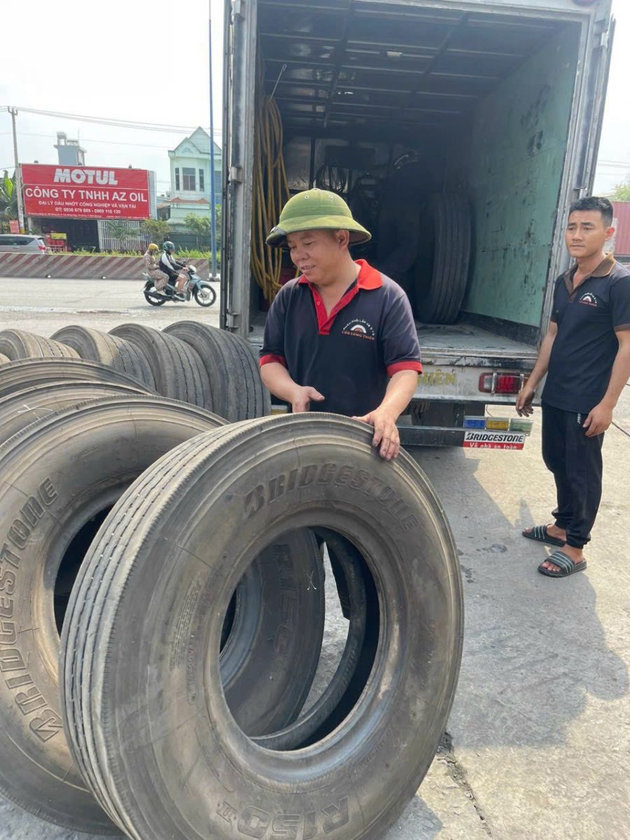 LỐP XE LƯỚT DÙNG CÓ TỐT KHÔNG?